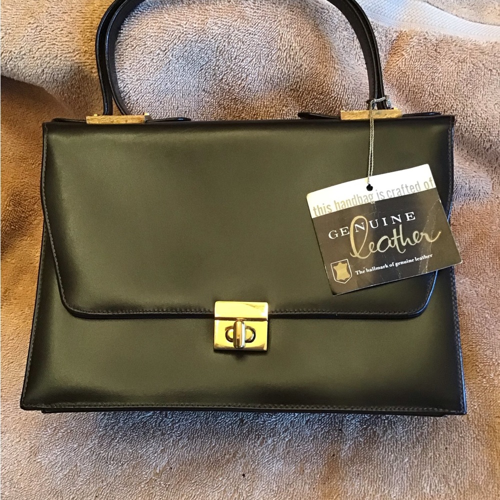 Vintage all leather purse from the 1940’s